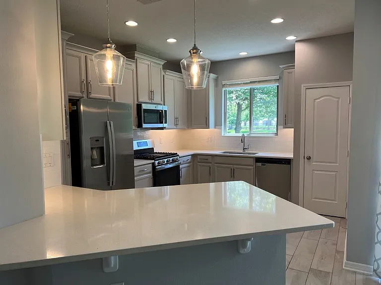 321 Evertree Loop — Photo 2
