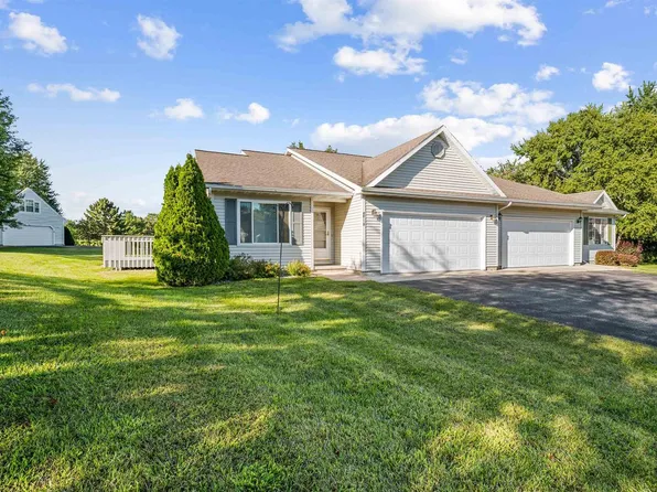 N6009 Heritage Drive #12, Green Lake, WI 54941