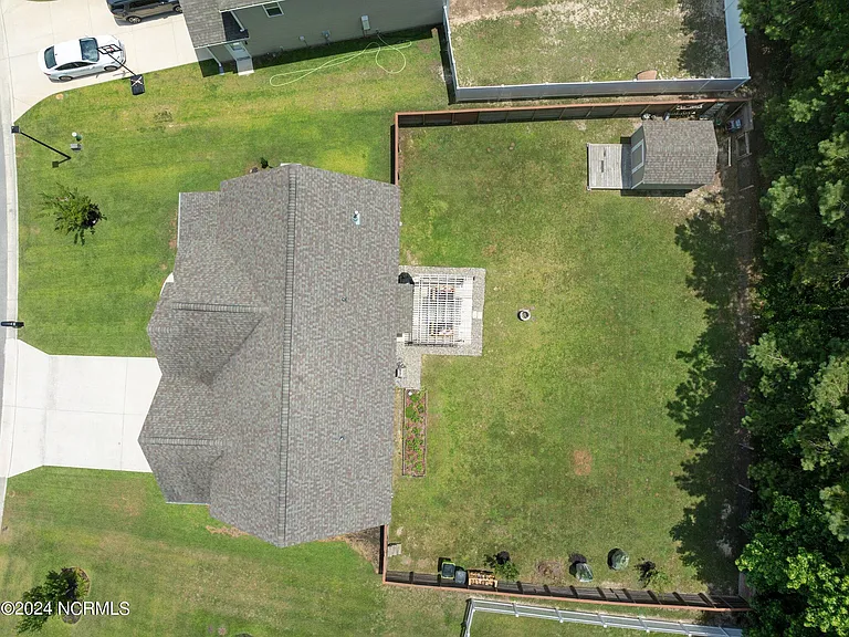 411 Palisades Way — Photo 45