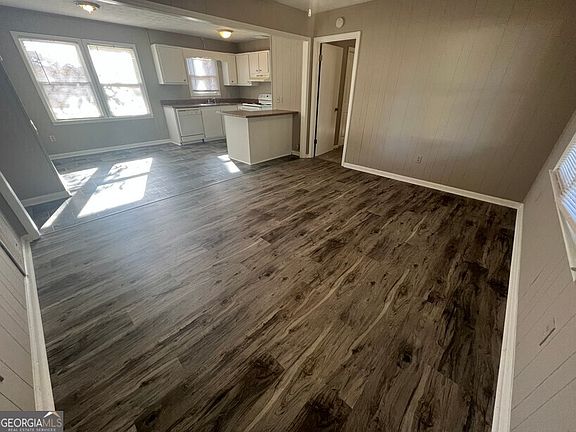 2nd image of 35 Juniper Dr
