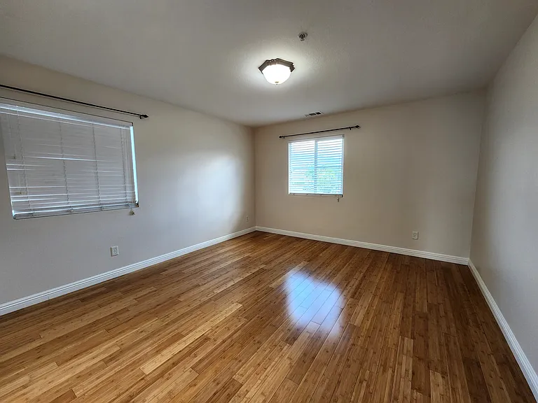 16825 Maidstone Ln — Photo 29