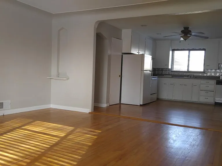 3625 W 24th Ave — Photo 3