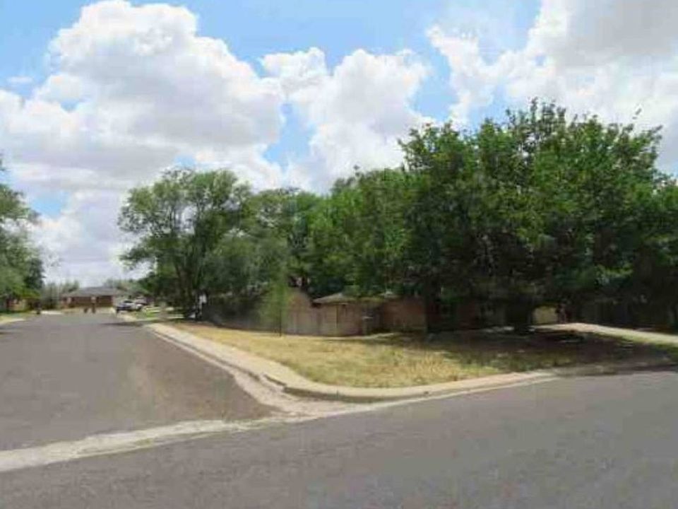 2nd image of 43 Southridge Dr