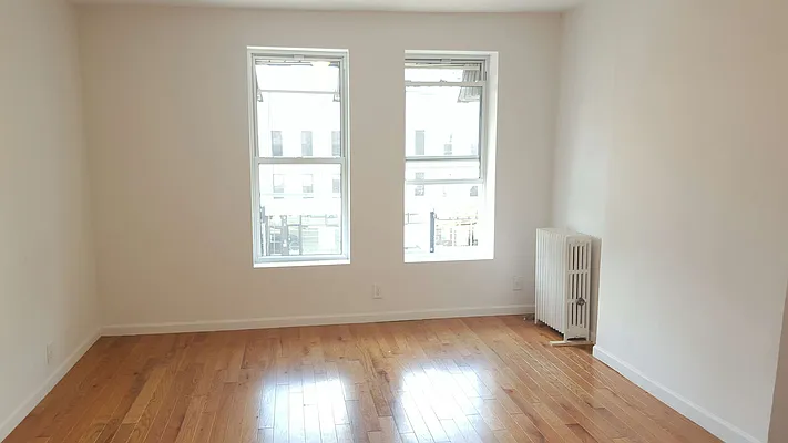 Rented by Compass | media 7
