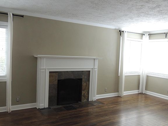3rd image of 1863 E Kensington Ave