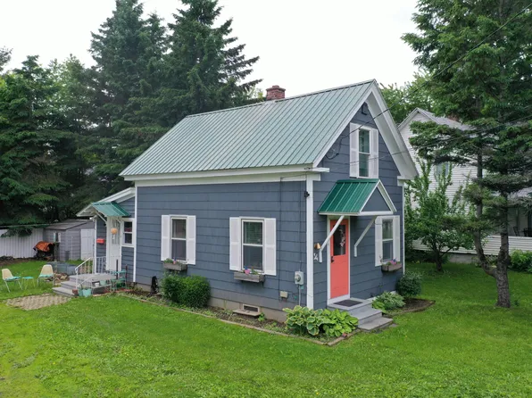 34 Allen Street, Presque Isle, ME 04769