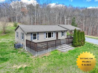 7200 Lakeland Dr, Lenoir City, TN 37772