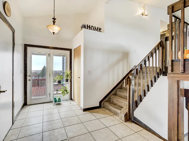 7425 Painted Rock Dr — Photo 12