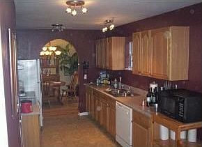 2nd image of 5800 NE 52nd Pl