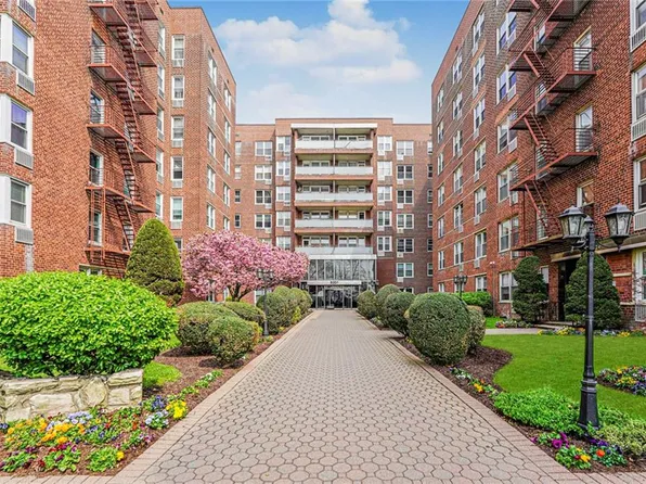 9201 Shore Rd APT C209, Brooklyn, NY 11209