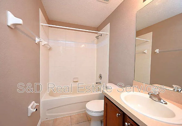 5360 River Rock Rd — Photo 34
