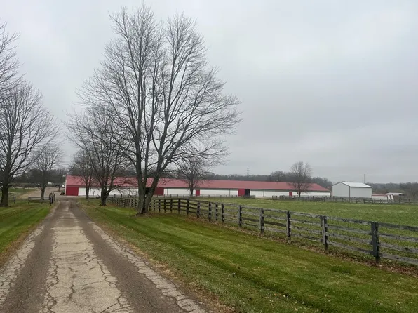 3761 Ferry Rd, Bellbrook, OH 45305