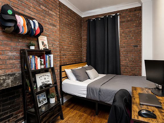 4th image of 211 1st Ave #5
