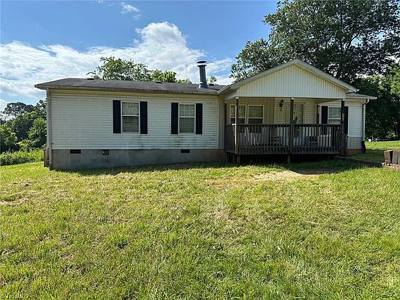 3rd image of 100 Springs Ct
