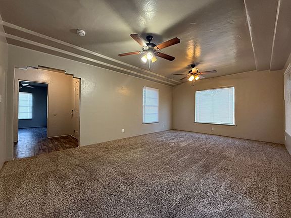 3rd image of 700 Philippine St