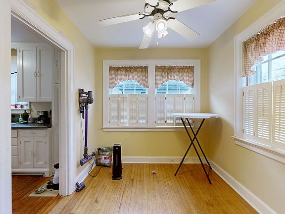 5th image of 1332 Columbia Ave