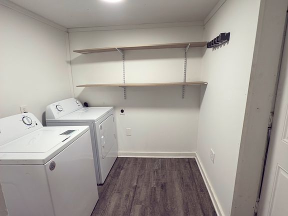 3rd image of 3927 Chestnut Ave