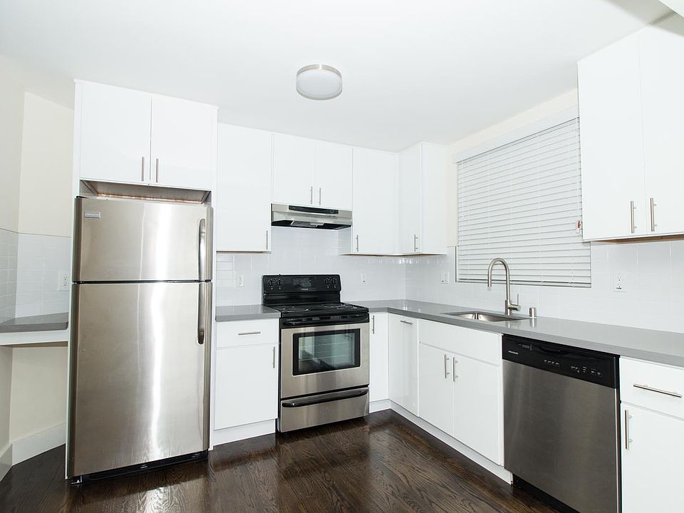 1st image of 610 Clipper St #3