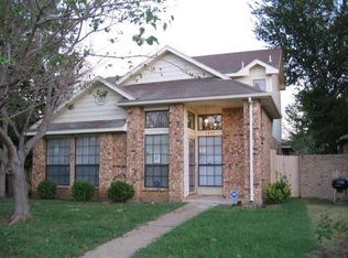 2624 Winter Oak St, Dallas, TX 75227