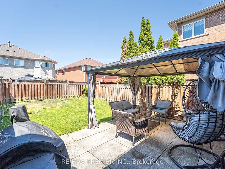 22 Laura Sabrina Dr — Photo 28