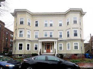 67 Dana St APT 2R, Cambridge, MA 02138