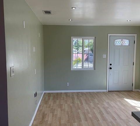 Ceiling has all new LED dimming lights