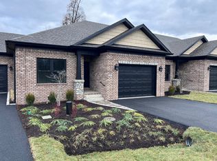 104 Twin Oaks Dr, Bardstown, KY 40004