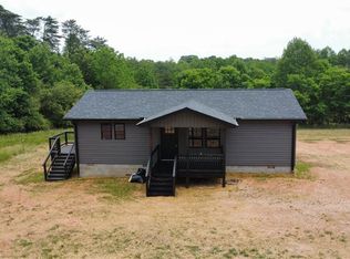 2093 Cook School Rd, Pilot Mountain, NC 27041