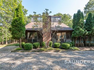 24 Bonac Wood Ln, East Hampton, NY 11937