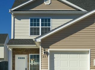37 Beaulah Ct, Bunker Hill, WV 25413