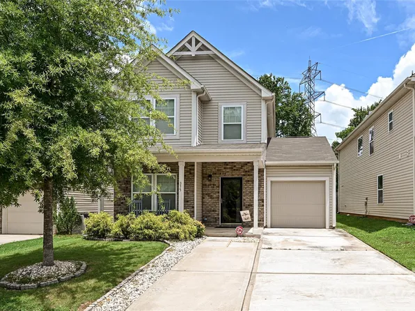 335 Cornielle Ln, Charlotte, NC 28216