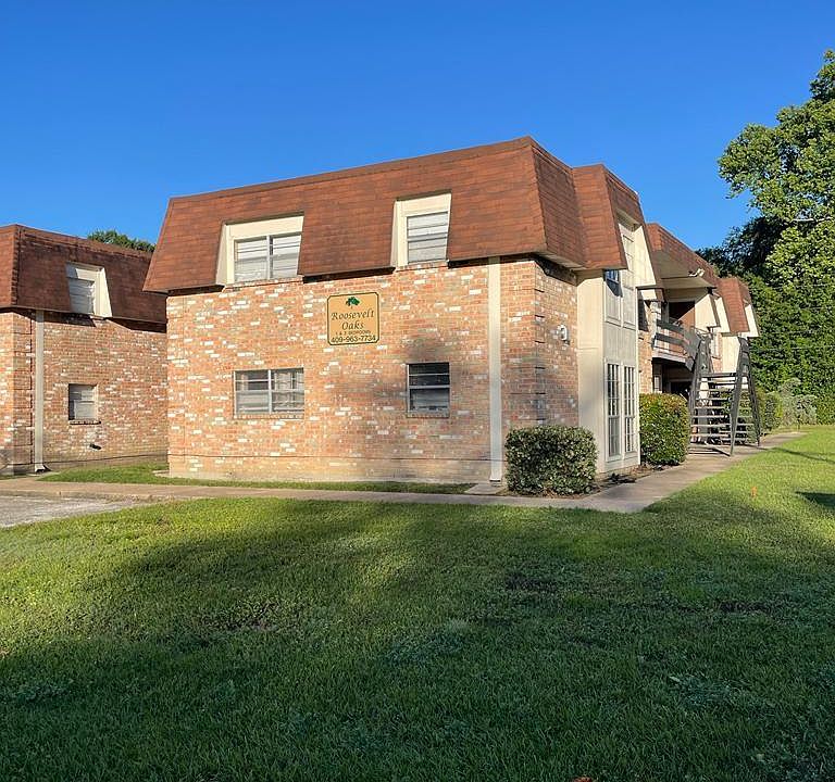 1st image of 535 Roosevelt Dr #6