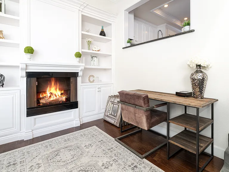 404 Columbia St — Photo 11