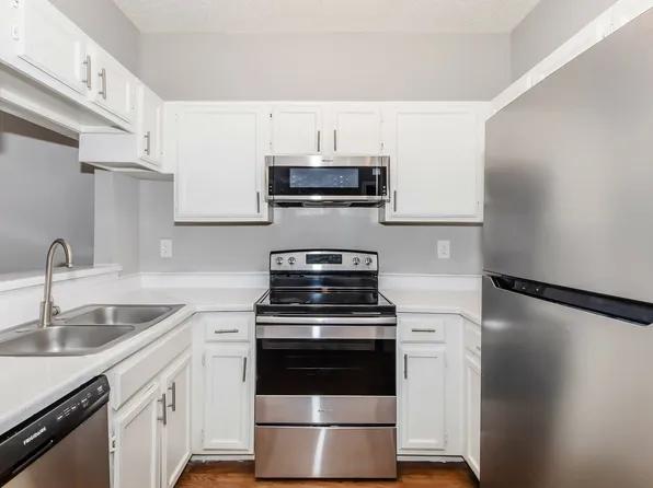 Lamar Place Apartments