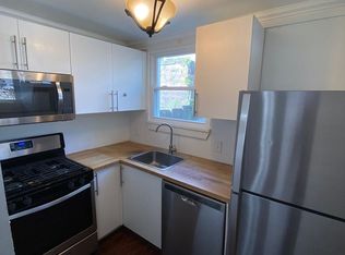 423 Walnut St, Mount Oliver, PA