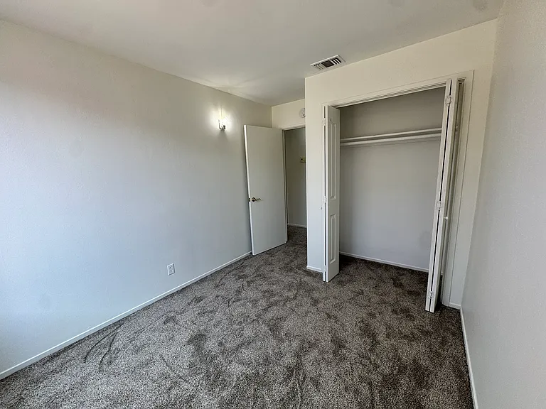 2441 Helena St — Photo 26