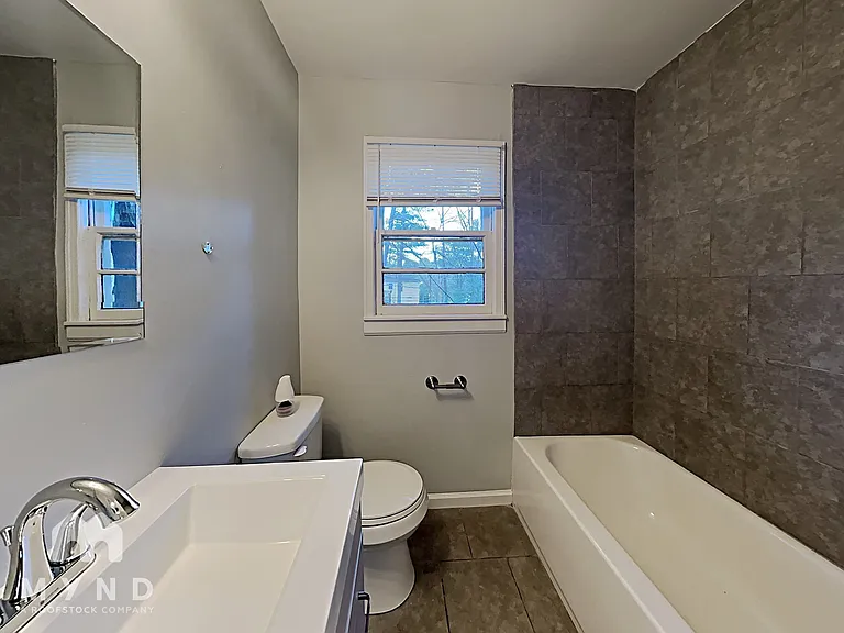 108 Rose Dr — Photo 13
