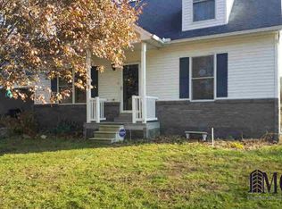 6450 Leora Ln, Ottawa Lake, MI 49267