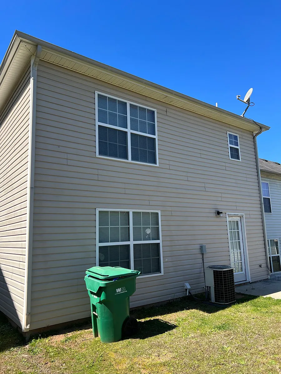 Building Photo - 910 Carlton Pointe Ter