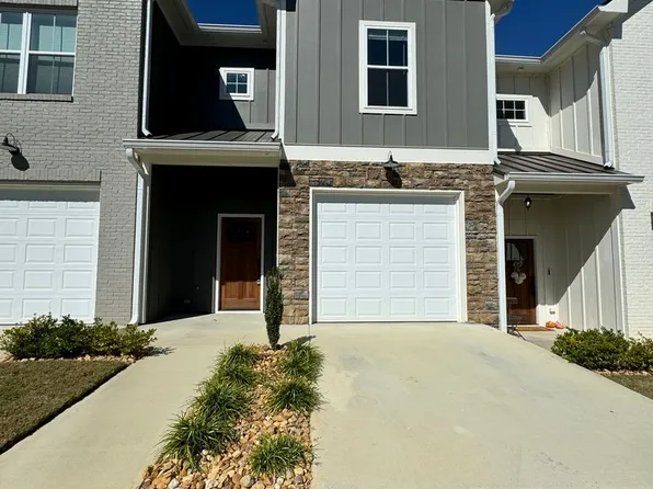 639 E 3rd St, Rome, GA 30161