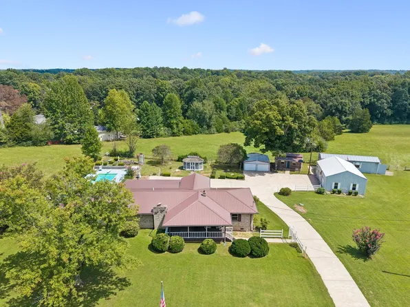 1310 Bakers Work Rd, Burns, TN 37029