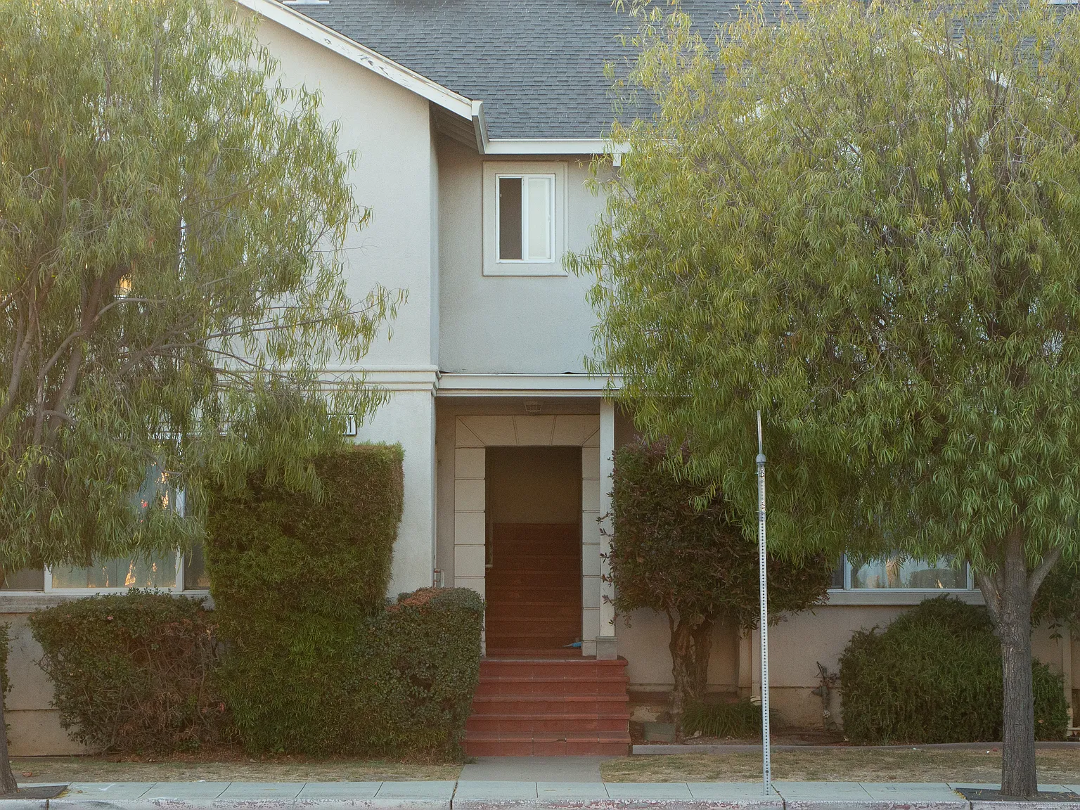 1501 E 3rd Ave — Photo 3