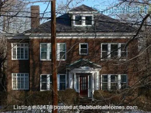 102 Addington Rd #1, Brookline, MA 02445