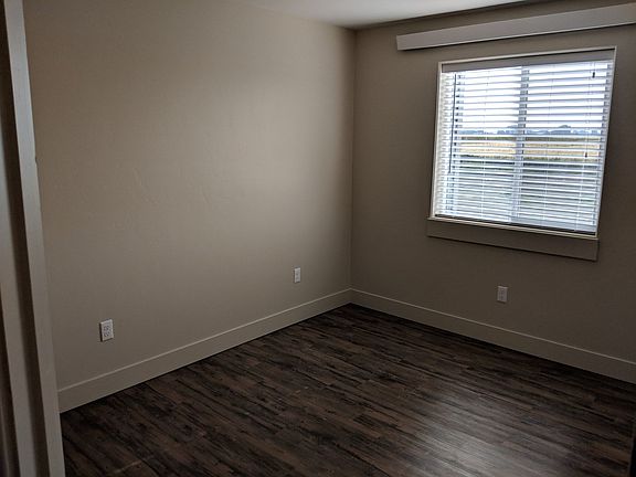 4th image of 295 Ella Ln #1102