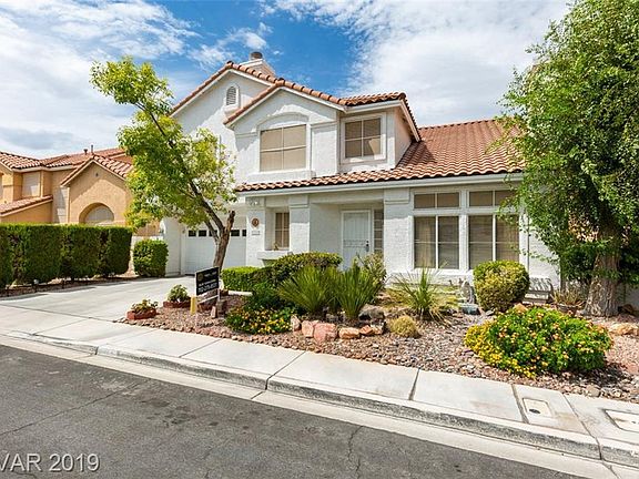 2nd image of 2910 Calmada Ave