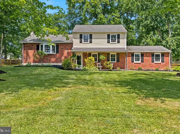 1324 Timber Ln, Chalfont, PA 18914