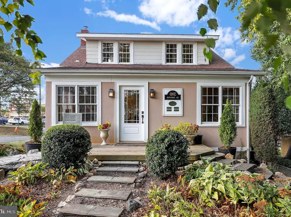 1 Montgomery Ave, Gaithersburg, MD 20877