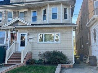 12016 91st Ave, Richmond Hill, NY 11418