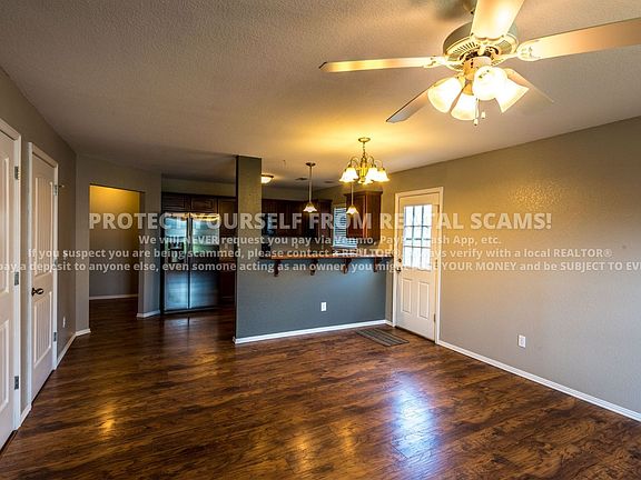 3rd image of 1137 S Holland Dr