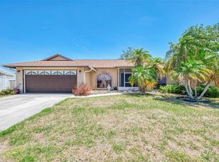 7805 38th Ct E, Sarasota, FL 34243